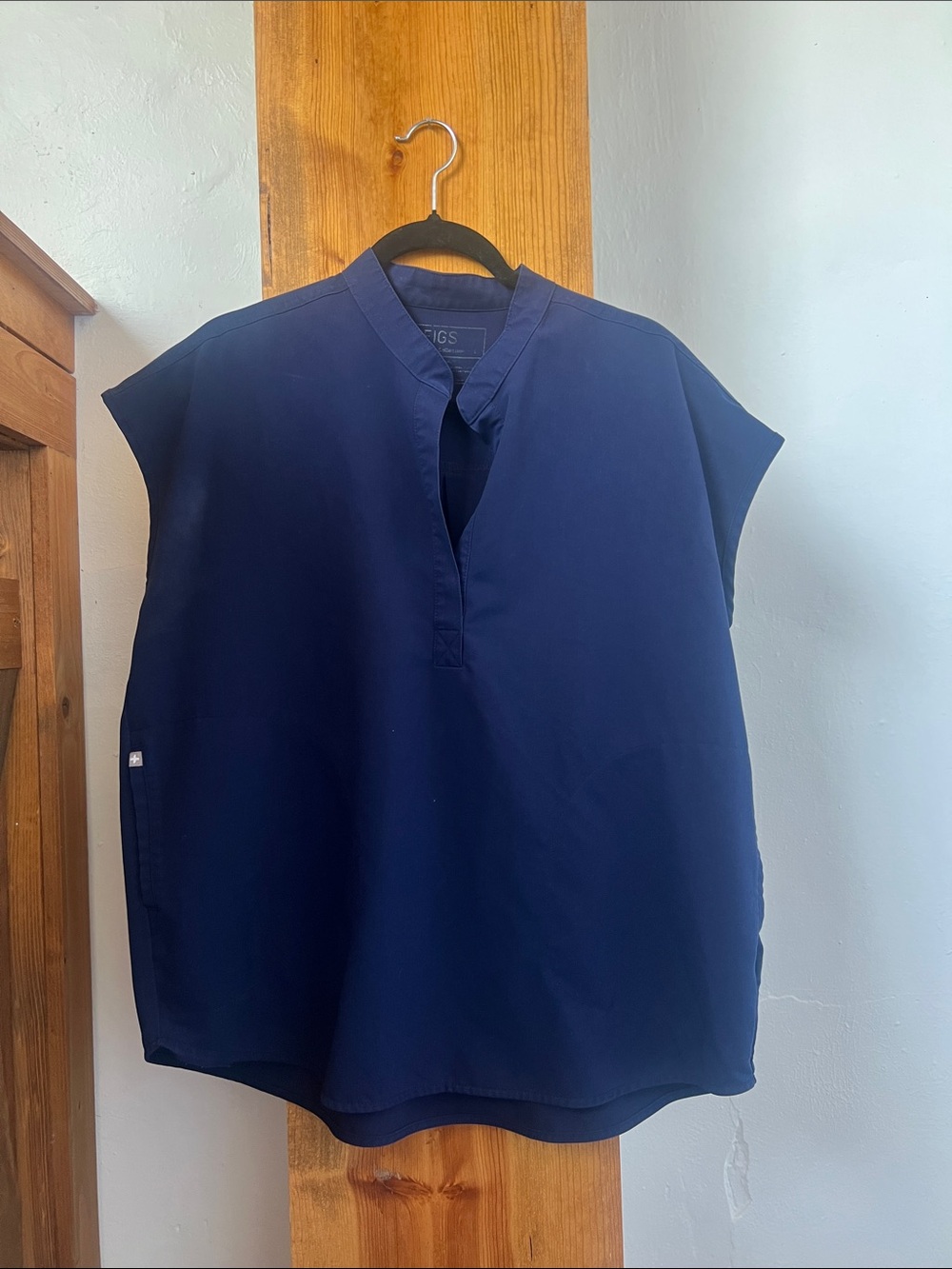 Figs Rafaela Oversized Scrub Top - Navy